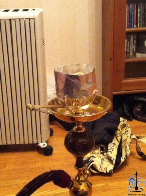 MYA яблоко